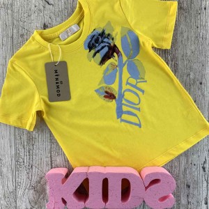 Футболка на девочку лимонный оттенок Футболка на девочку лимонный оттенок