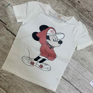 Футболка с принтом белый оттенок Футболка с принтом белый оттенок